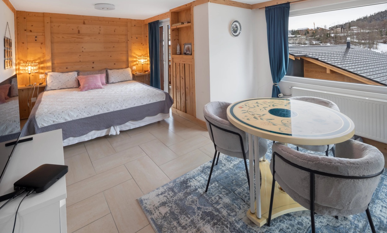 Chalet à Lens avec vue imprenable sur la vallée image