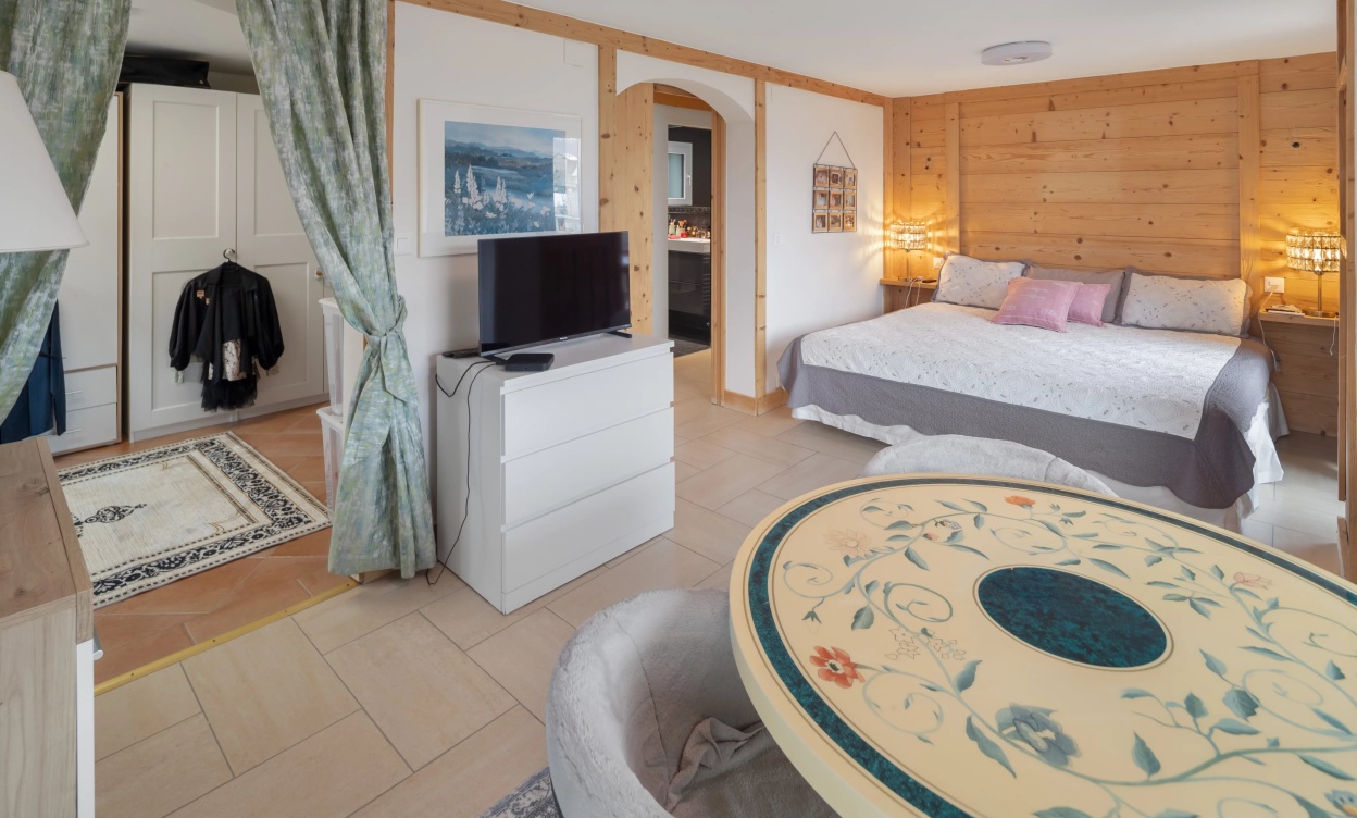 Chalet à Lens avec vue imprenable sur la vallée image