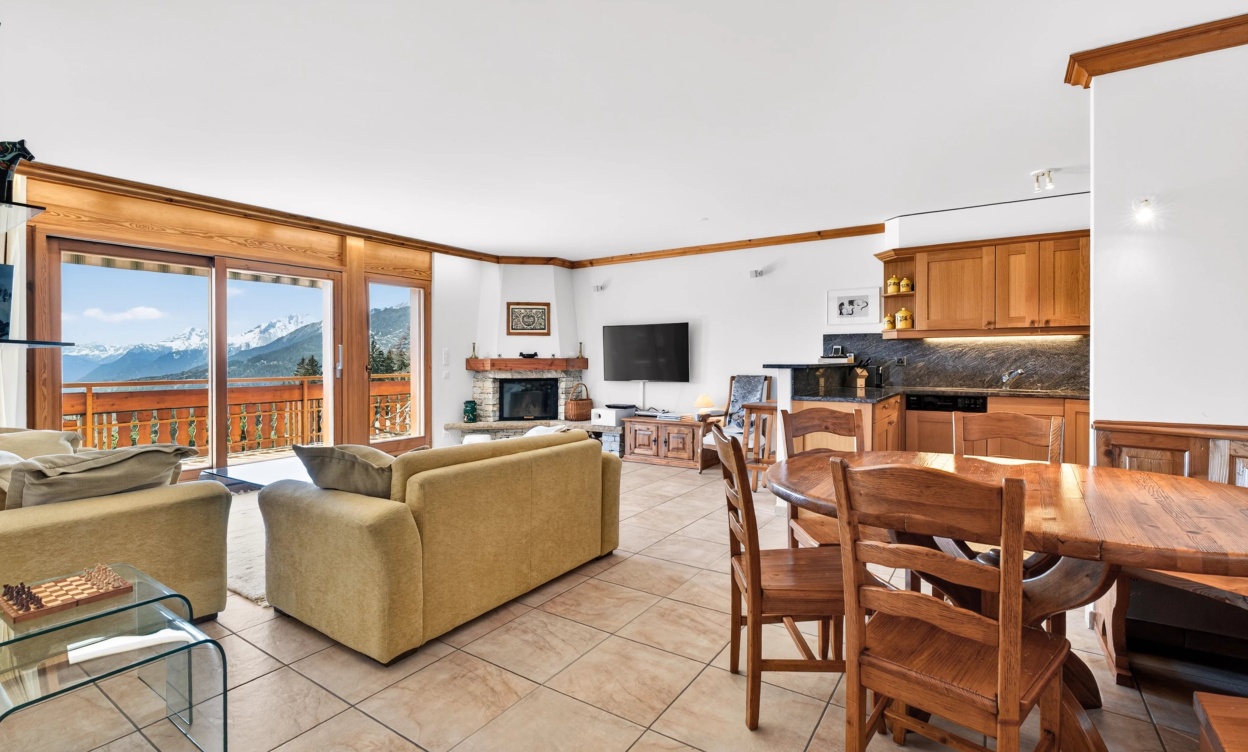 Appartement lumineux avec vue panoramique sur les Alpes et la plaine du Rhône image