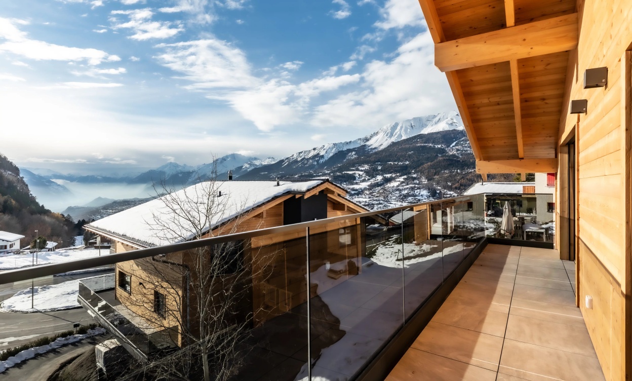 Chalet à Lens où le confort contemporain rencontre l’art de vivre en altitude image
