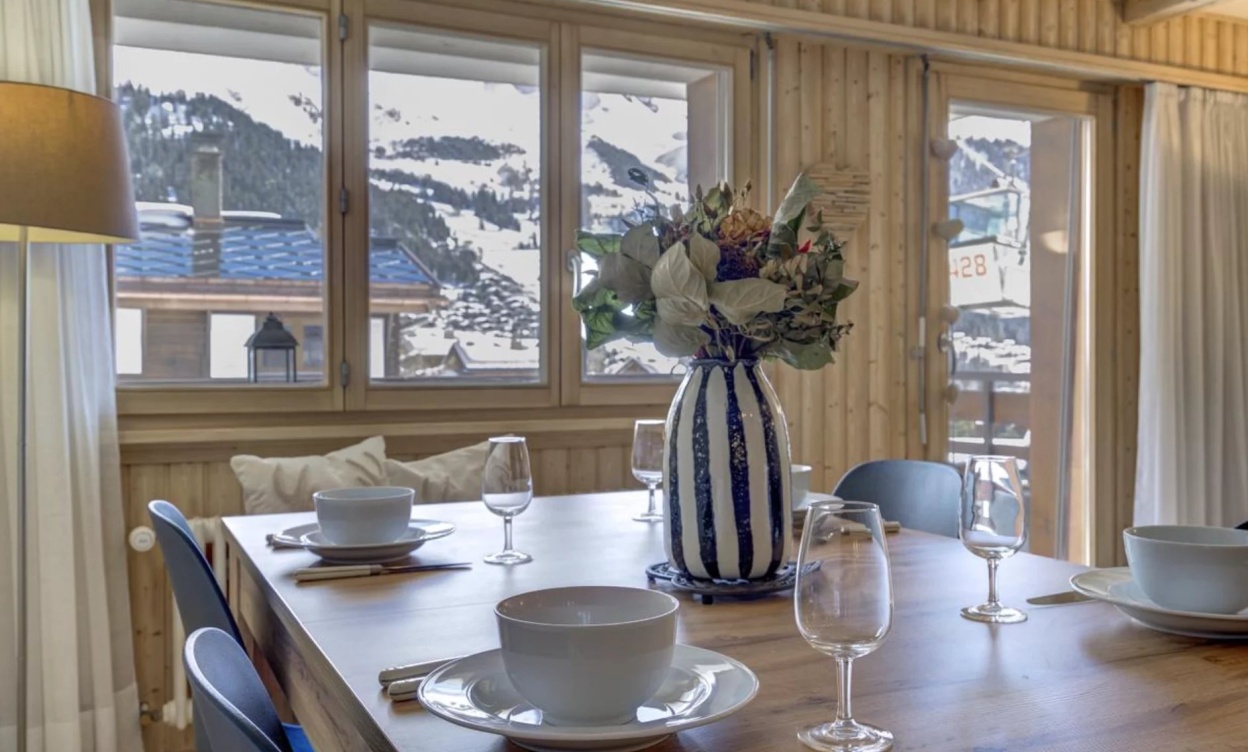 Magnifique 2.5 pièces rénové avec accès immédiat aux pistes de Verbier image