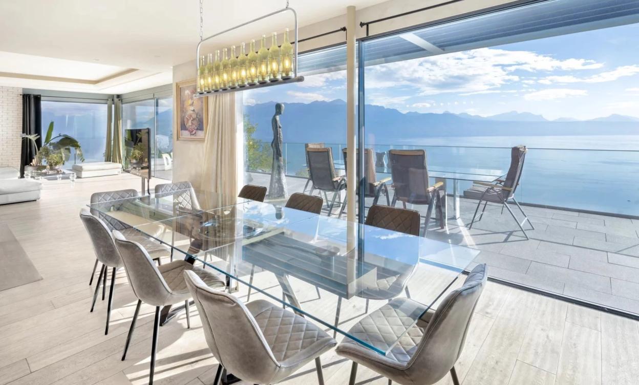 Villa contemporaine avec vue d'exception image