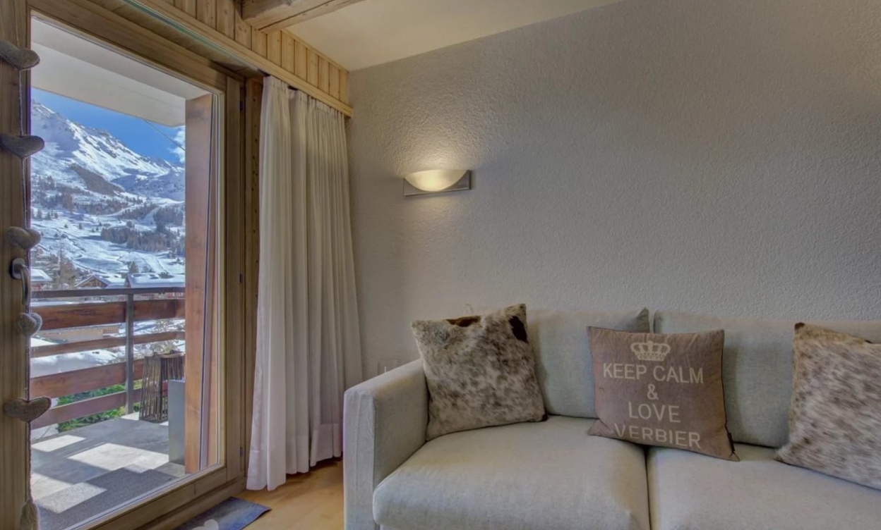 Magnifique 2.5 pièces rénové avec accès immédiat aux pistes de Verbier image