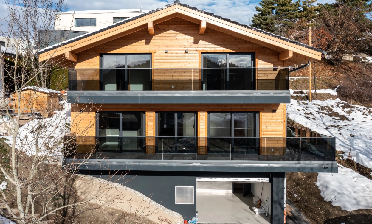 Chalet à Lens où le confort contemporain rencontre l’art de vivre en altitude image