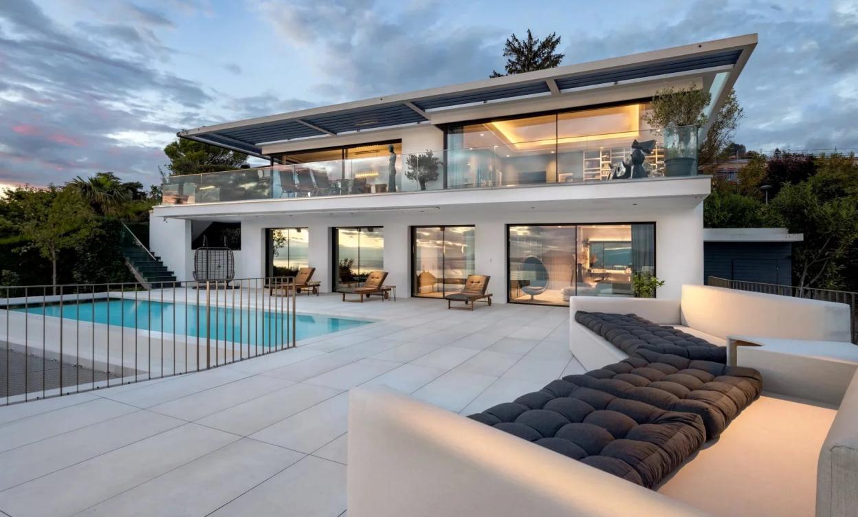 Villa contemporaine avec vue d'exception image
