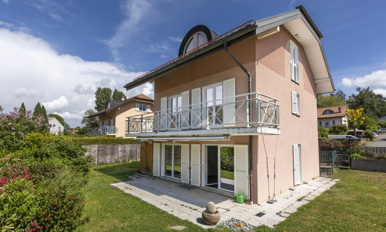 Superbe villa individuelle de 7.5 pièces au coeur de Prilly image