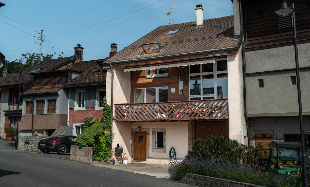 Maison de village unique à Gilly, volumes exceptionnels image