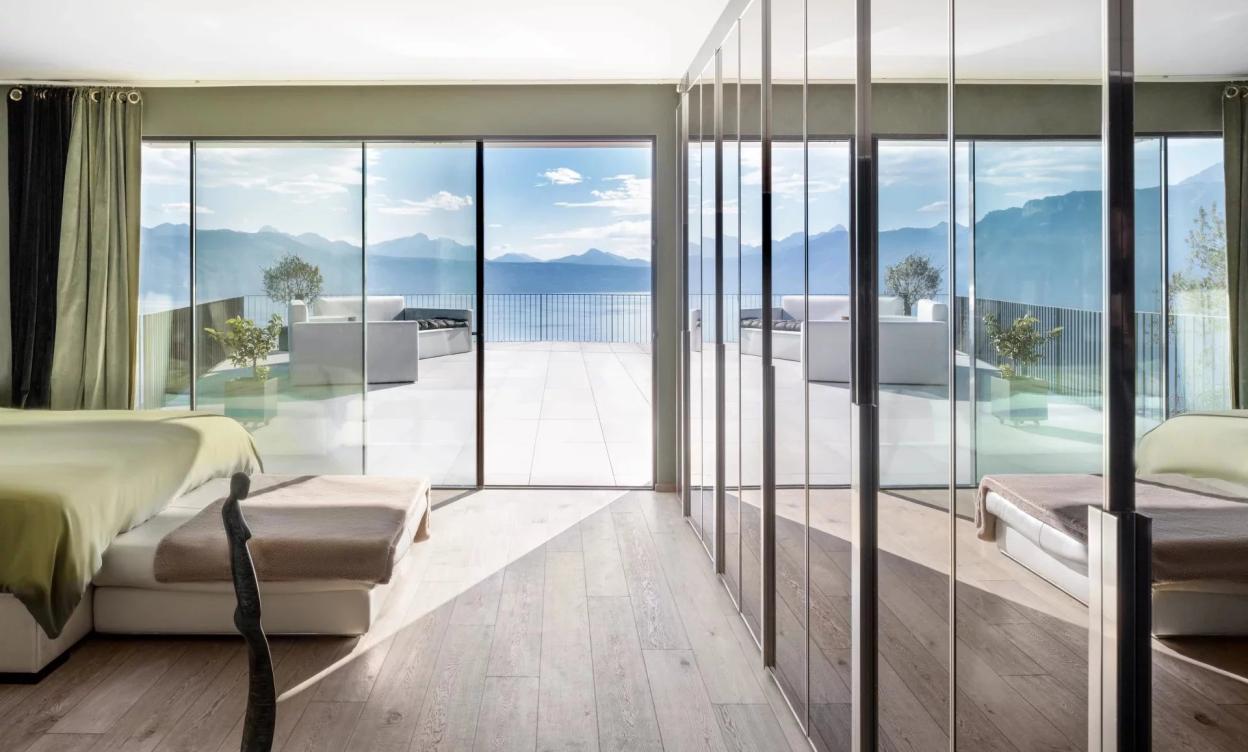 Villa contemporaine avec vue d'exception image