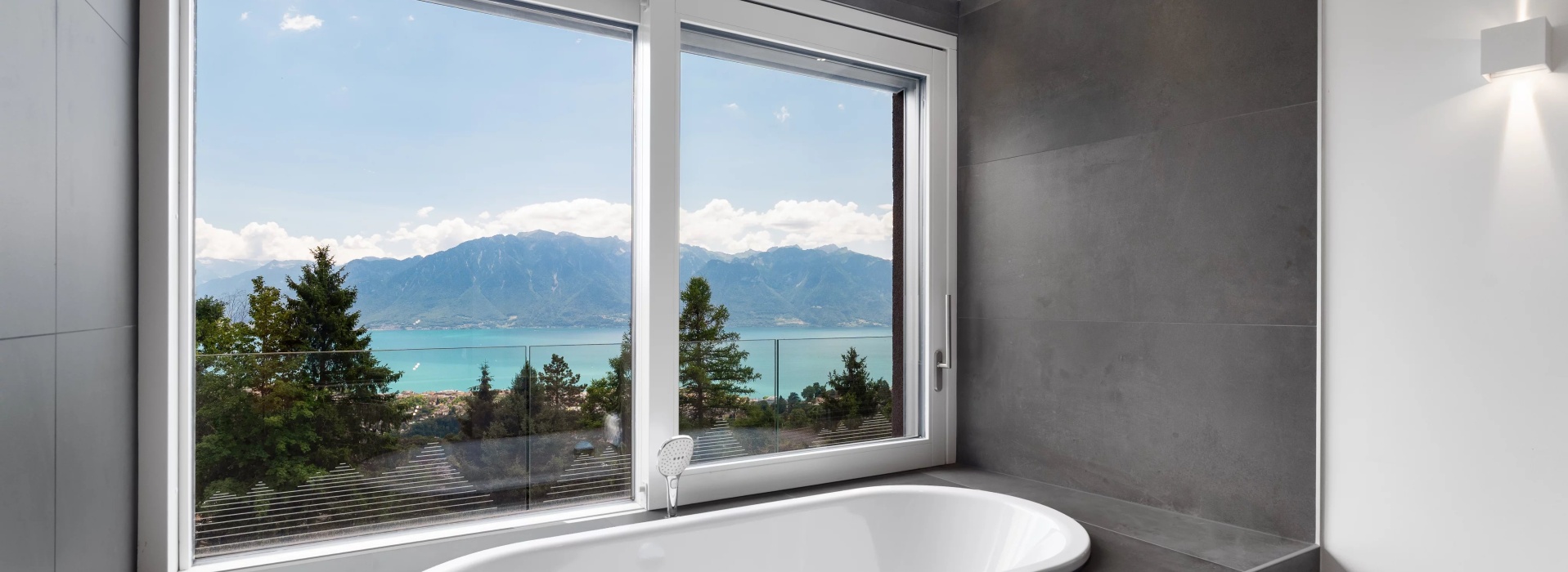 Villa contemporaine d'exception avec vue panoramique sur le lac Léman et les Alpes image