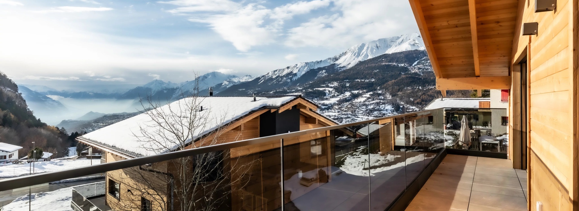 Chalet à Lens où le confort contemporain rencontre l’art de vivre en altitude image