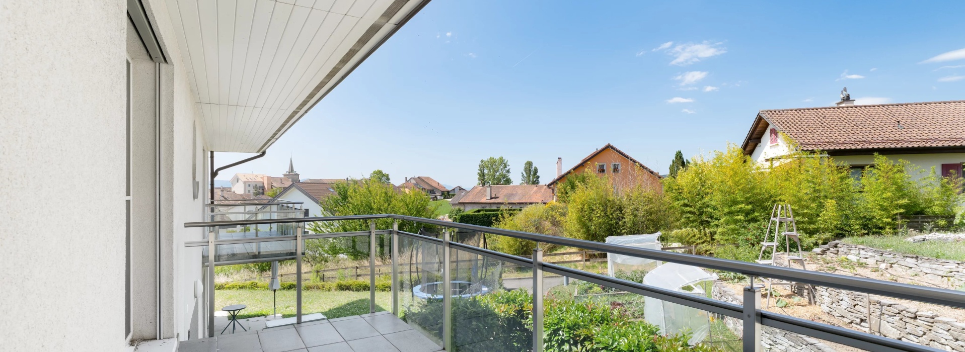 Appartement de 4.5 pièces avec vue sur le lac à Yens image