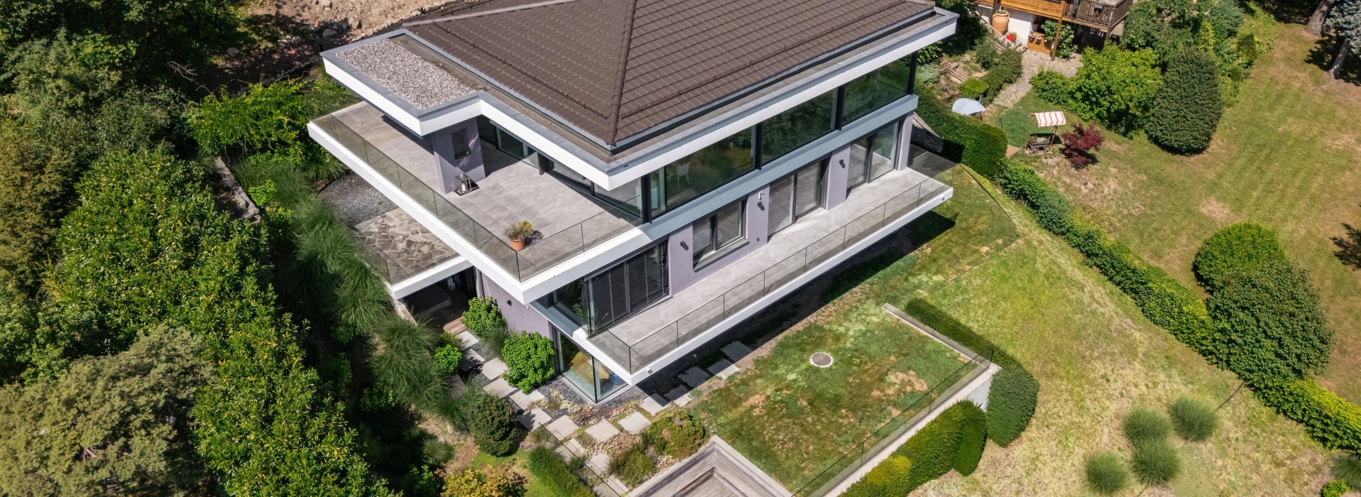 Villa contemporaine d'exception avec vue panoramique sur le lac Léman et les Alpes image
