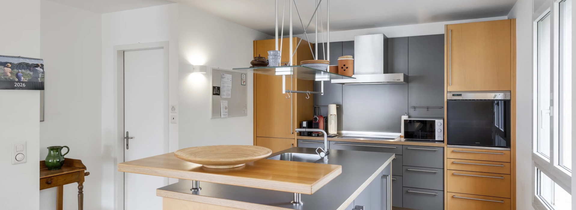Appartement de 4.5 pièces occupant un étage complet à Saint-Sulpice image