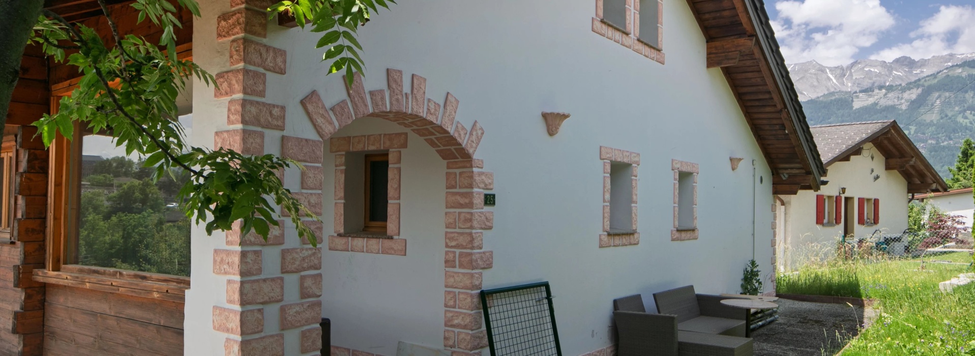 Chalet à Lens avec vue imprenable sur la vallée image