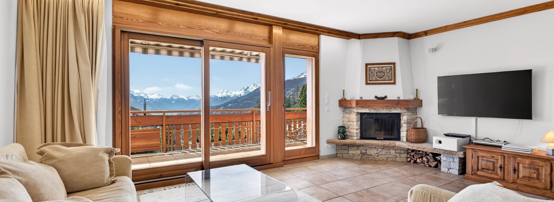 Appartement lumineux avec vue panoramique sur les Alpes et la plaine du Rhône image