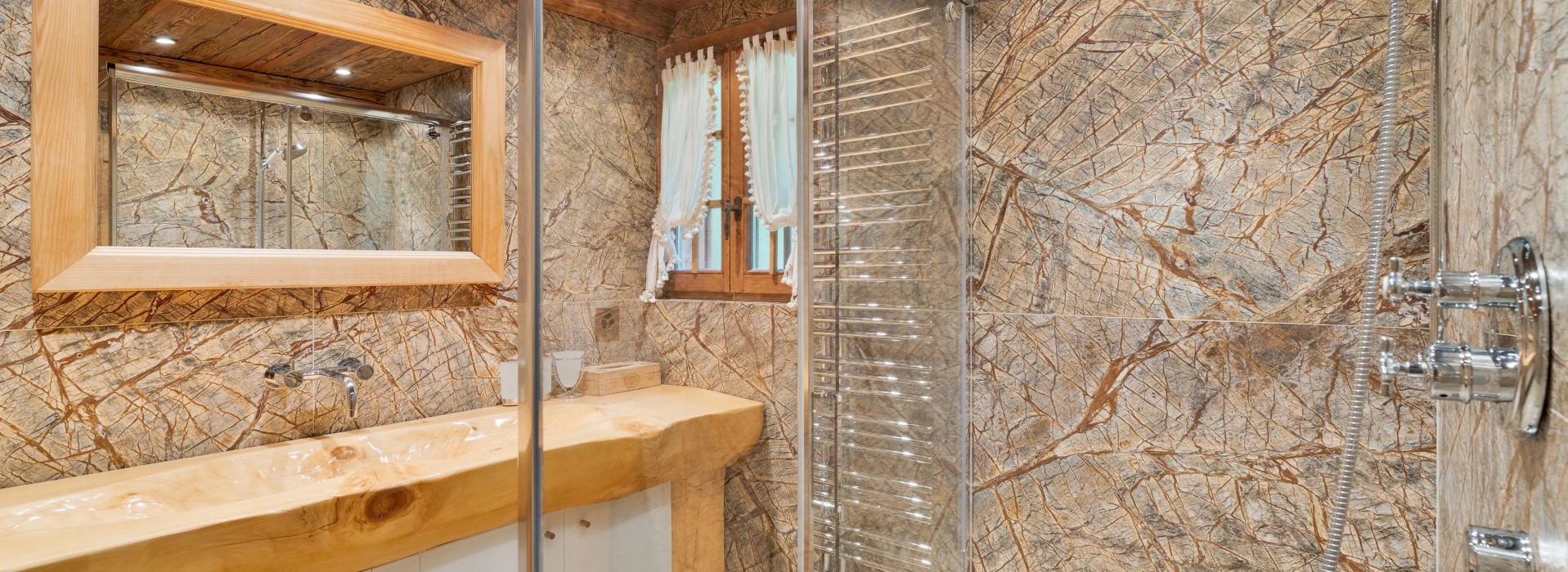 Chalet d’exception à deux pas du Golf de Crans-Montana image